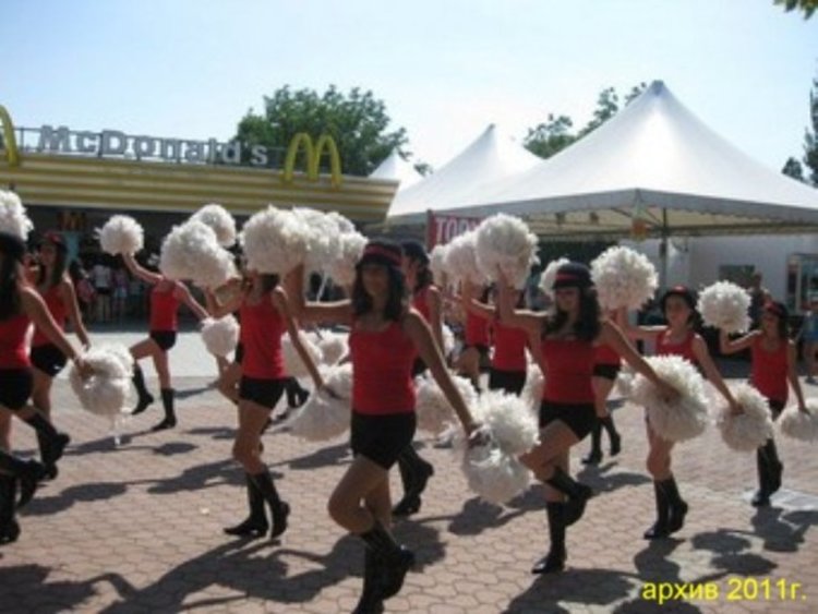 Гвардейци и мажоретки заминават на фестивал в Римини, Италия