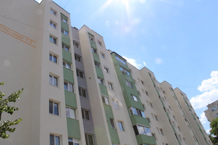 Нови 6 блока готови по саниращата държавна програма