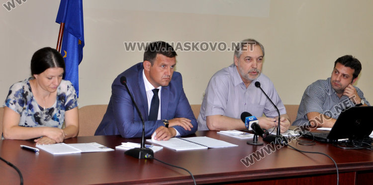 Приеха стратегия за развитие на ученици, липсват психолози и логопеди