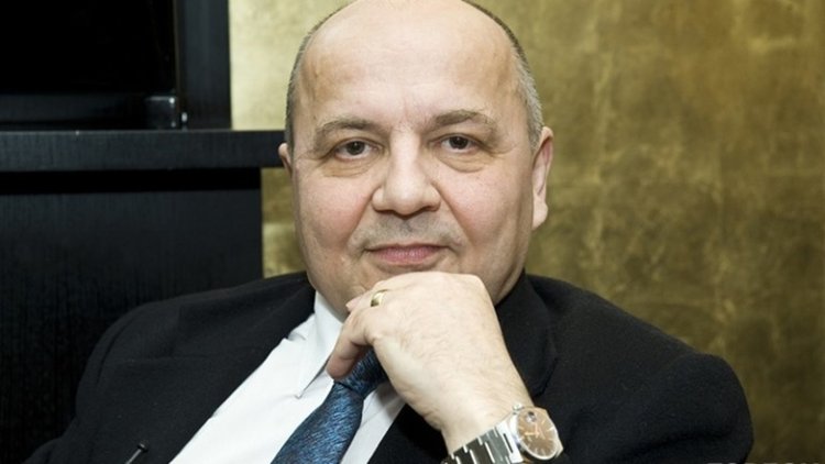 Виктор Суворов: Русия се разпада, Путин е ходещ политически труп
