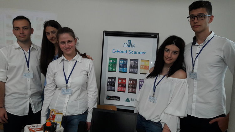 Ученици от Смолян ще представят България на международно предприемаческо състезание