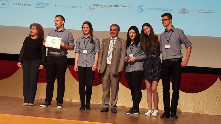 Ученици от Смолян ще представят България на международно предприемаческо състезание