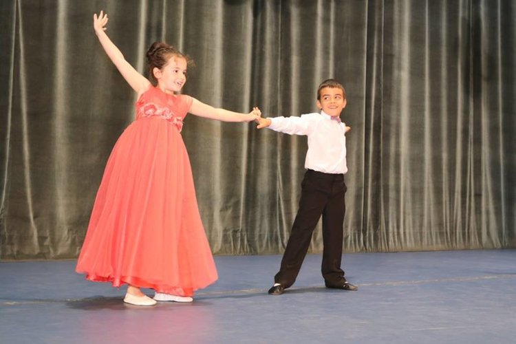  Над 4000 лв. за Кристиян от Благотворителната акция в Младежкия