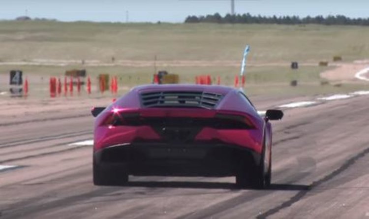  Най-бързата жена на 1/2 миля с Huracan