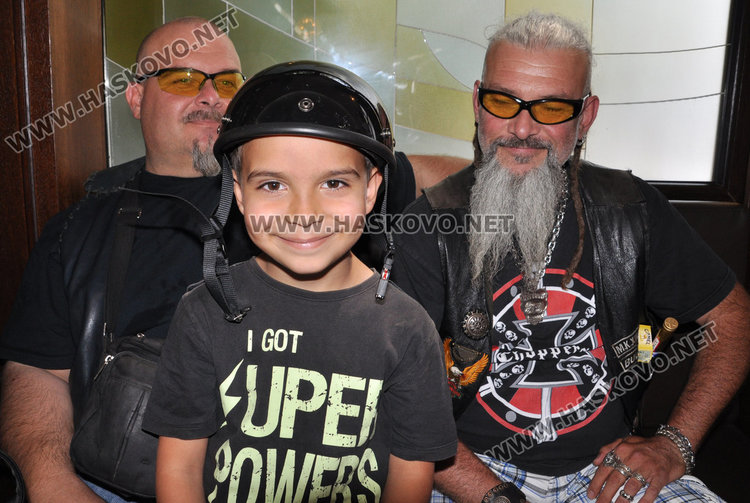 Хасковски рокер си взе казанлъшка булка на 7.7.2017