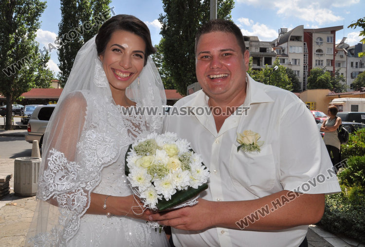 Хасковски рокер си взе казанлъшка булка на 7.7.2017