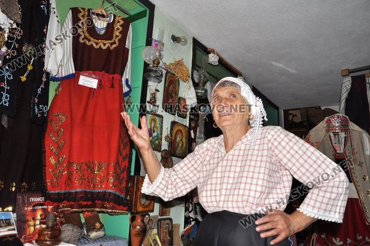 Над 40 са съхранените носии от Тодорка и Тончо