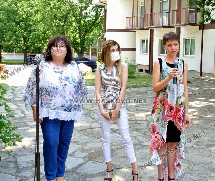 Ники подкрепи Крис и Дани, отбелязаха 1 г. „Деца помагат на деца”