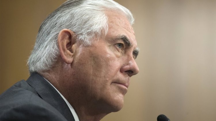 Украйна и Путин обсъждат днес Тилърсън и Порошенко