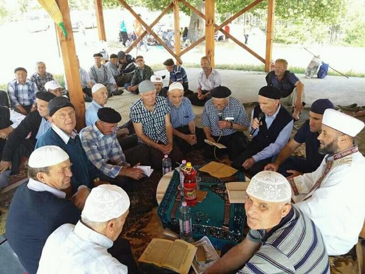 Молебен за здраве и берекет и молитва за дъжд в Дядовско