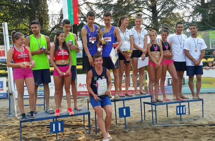 Купа "Емона" остана в Кърджали при юношите, при девойките замина за Пловдив