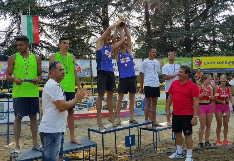 Купа "Емона" остана в Кърджали при юношите, при девойките замина за Пловдив