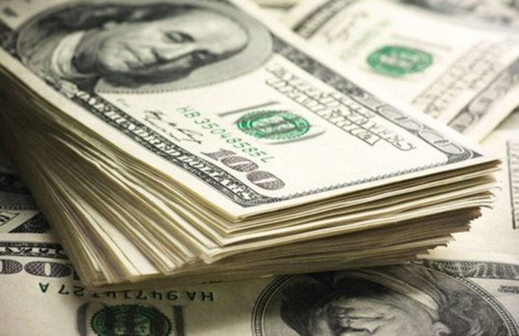 От дрога до опасни бактерии - експерти разкриват какво има върху парите ни