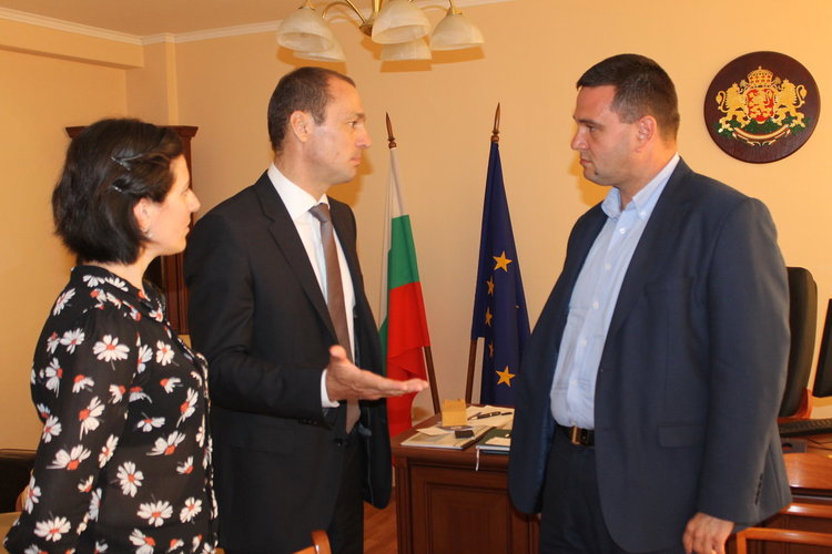 „ЕВН България“ модернизира мрежата в Кърджалийско 