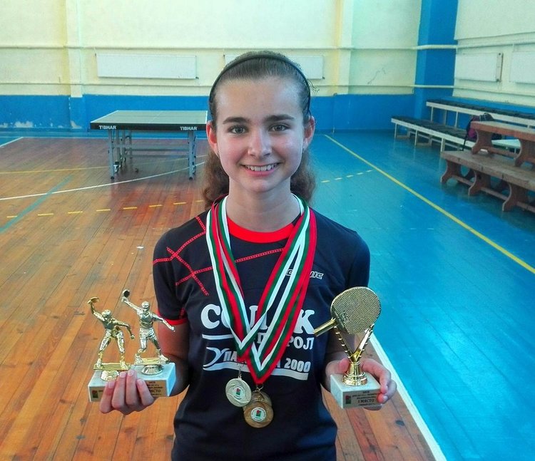 Десет медала спечелиха тенисистите от Ардино 