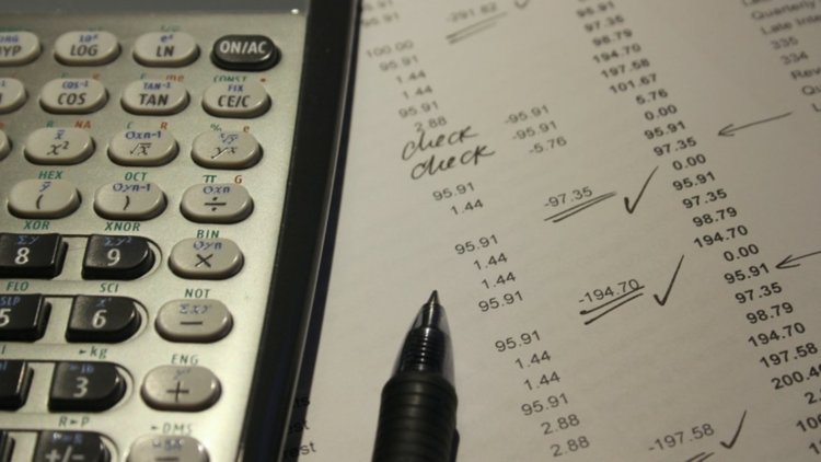 Погнаха бизнесмен за данъчна измама в размер на 136 бона