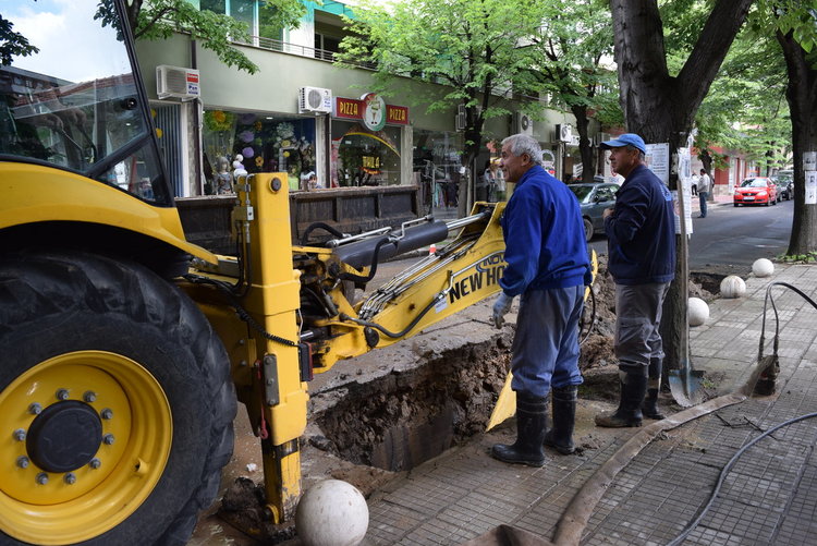 Голяма авария остави центъра на Кърджали без вода