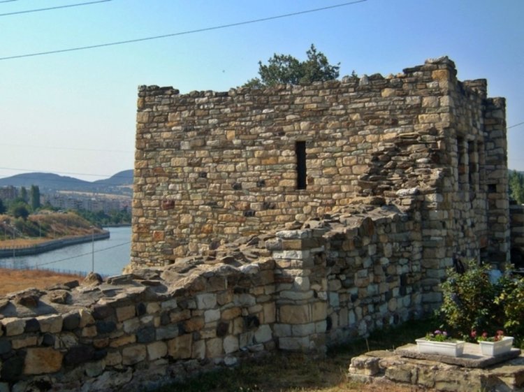 15 000 лева отпуска Пловдивската митрополия за реставрация на епископски дворец в Кърджали