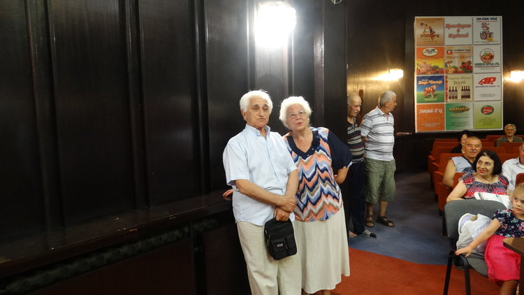 Севернокорейският посланик се срещна с приятели на училите в Първомай корейци