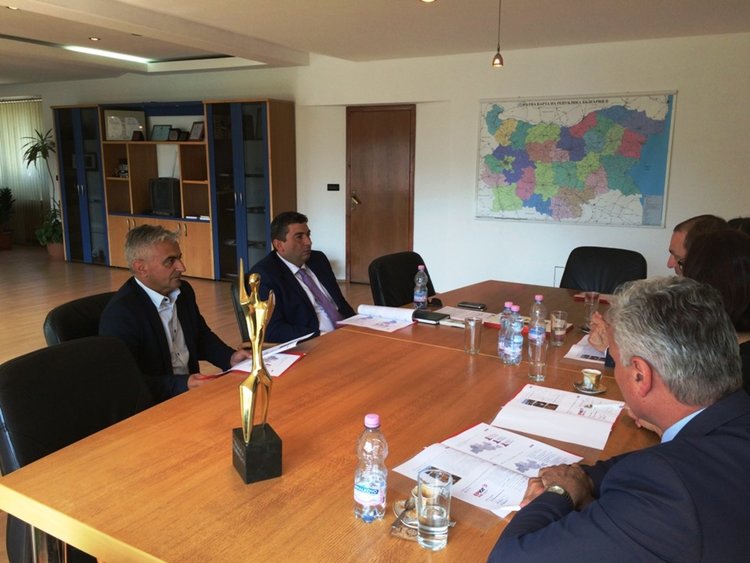 Областният управител обсъди електроенергийната сигурност в региона с ръководството на EVN