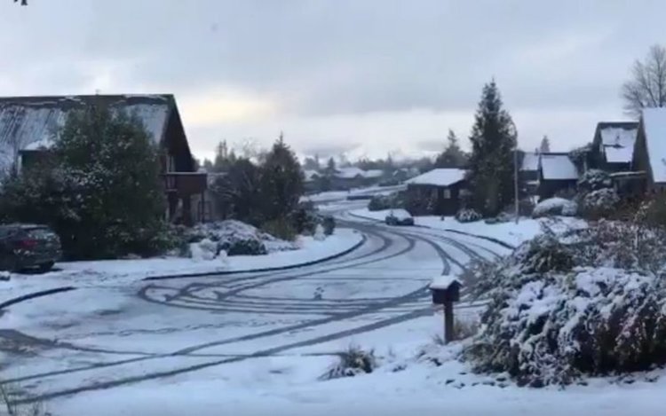 Снежна буря блокира Нова Зеландия 