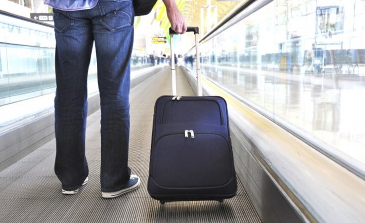 За 17 г.: Над 900 хил. българи стегнали куфарите завинаги  