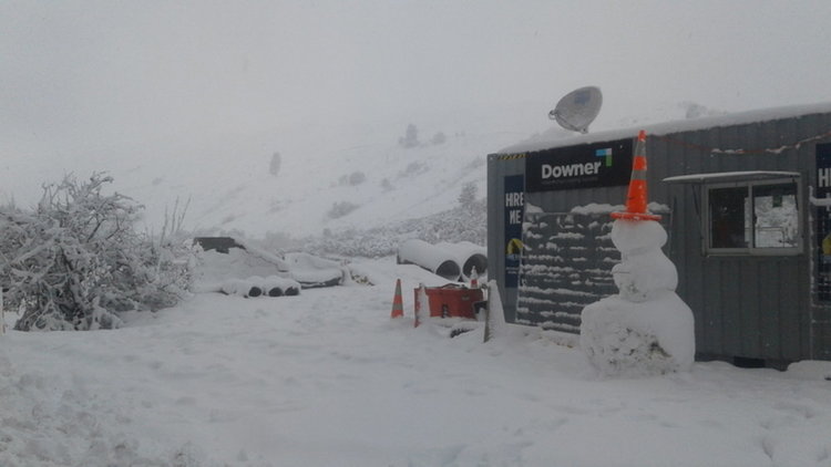 Снежна буря блокира Нова Зеландия 