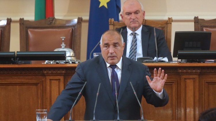 Борисов: Атака по чакалнята за еврото и бой по корупцията