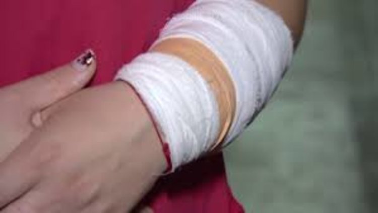 Паник бутони ще пазят акушерките от биячи