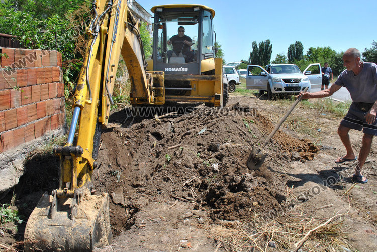 ВиК: двама от пет крадат, пълнят микроязовир с питейна вода
