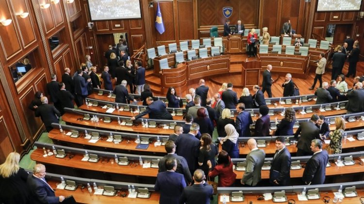 Западът призова Косово да сформира правителство