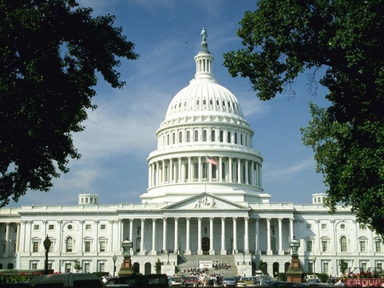 Отмяната на здравния закон ”Обамакеър” се бави