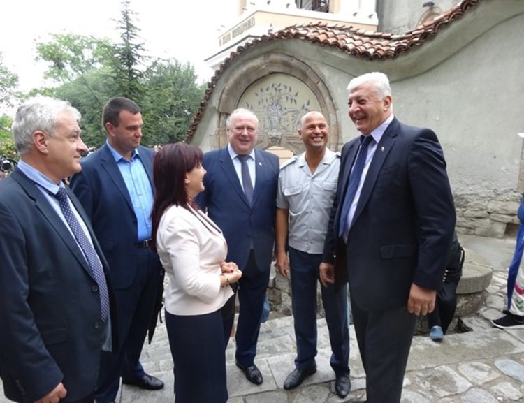 Цвета Караянчева и Никола Чанев специални гости на празника на храма „Света Марина” в Пловдив