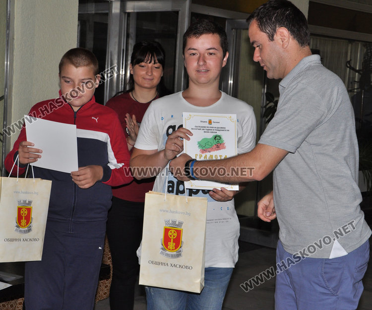 Бадминтонист и лекоатлет първенци на Лъвски скок за годишнината на Апостола