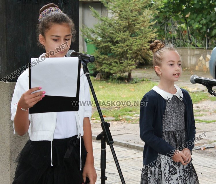 Почетоха рождението на Апостола на свободата в Димитровград