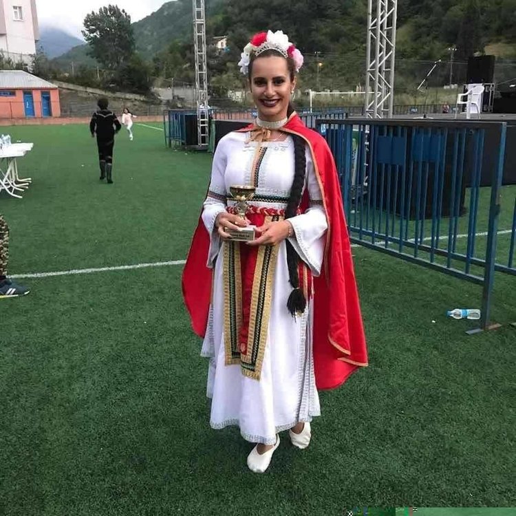Трето място в конкурса "Мис Фестивал" в град Трабзон, Турция завоюва танцьорката от "Галаксико" Ива Калицова