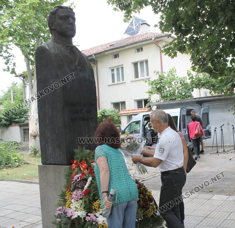 Почетоха рождението на Апостола на свободата в Димитровград