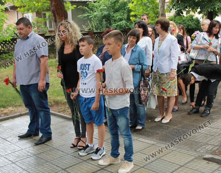 Почетоха рождението на Апостола на свободата в Димитровград