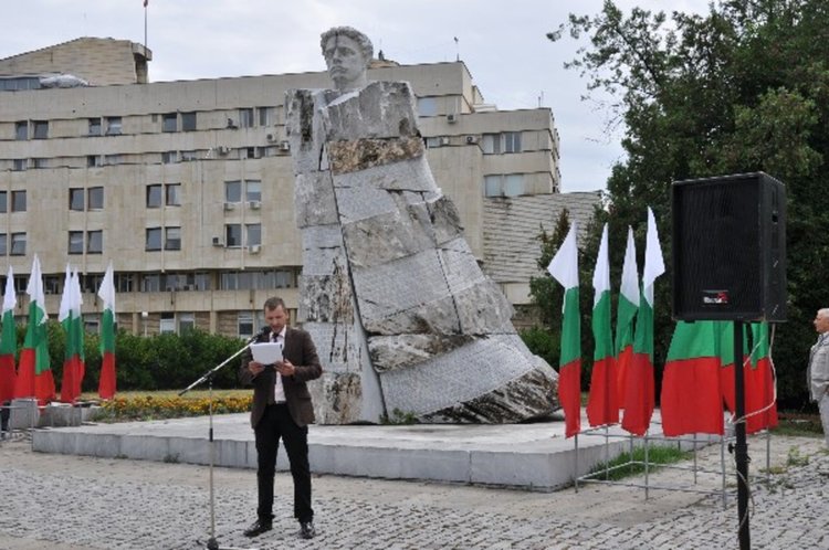 Кърджали почете 180 години от рождението на Васил Левски