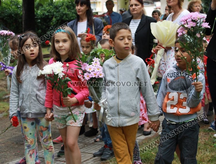 Почетоха рождението на Апостола на свободата в Димитровград