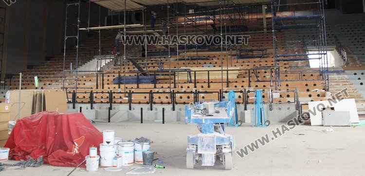 В края на август приключва ремонта на зала "Младост"?