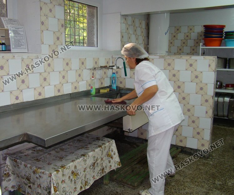 Кухнята на домашния социален патронаж, снимка -архив