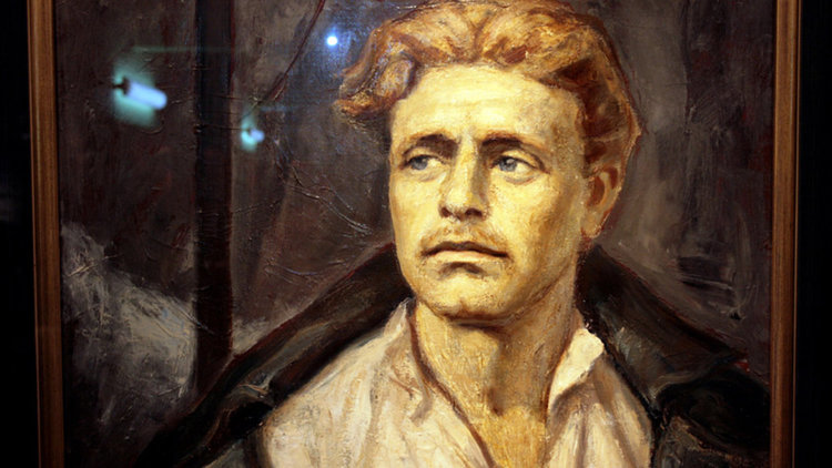 Портрети на Васил Левски поставят в кабинетите си кметове на села в Кърджалийско