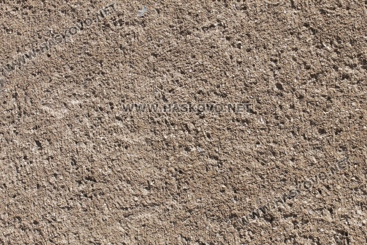 Почистват фасадите на две димитровградски гимназии 