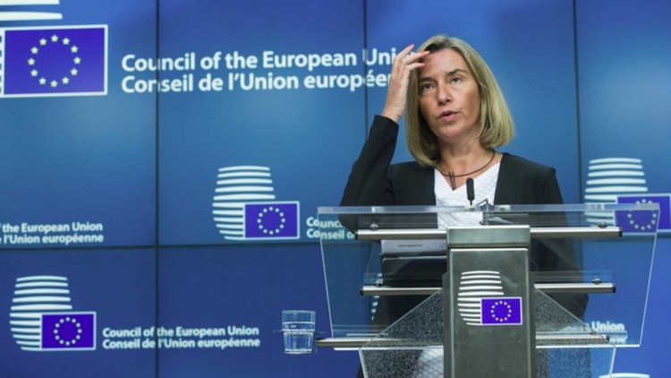 Федерика Могерини днес ще проведе серия от срещи в Атина. 