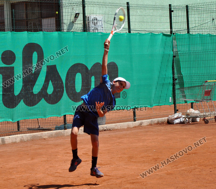 Дженев и Язаджиев спорят на полуфинала на Държавното по тенис