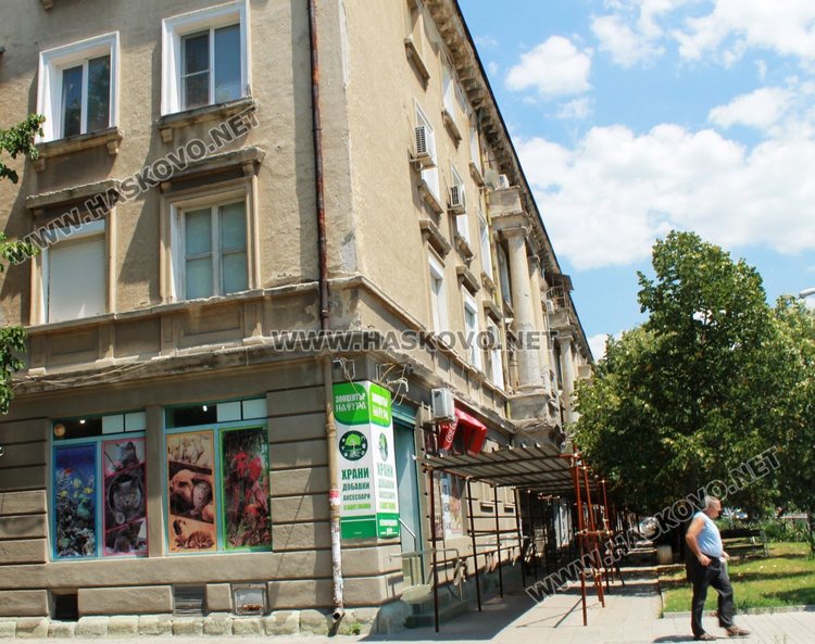 Община Димитровград предприема действия за ремонт на фасадата на блок №7 на бул."Д.Благоев"