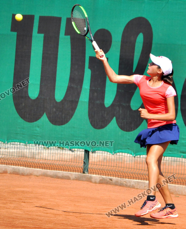 Втори Гришо в Хасково: Адрияно триумфира на Държавното по тенис