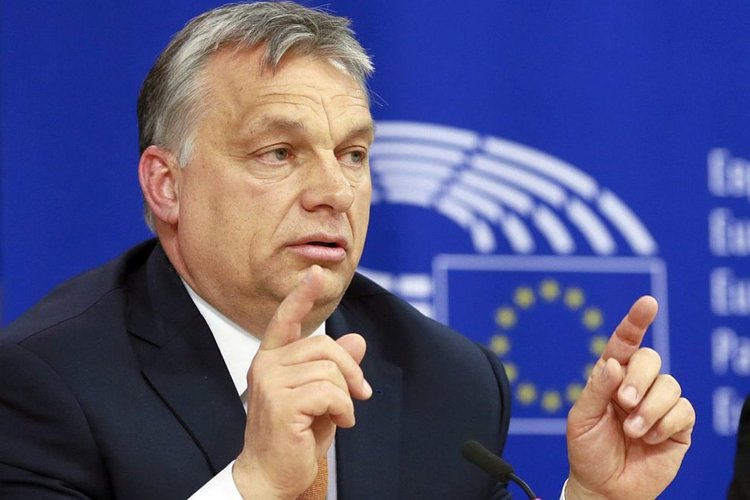 Орбан: Подлагат Полша на европейска инквизиция