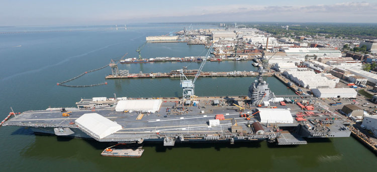 Тръмп плаши враговете с новия самолетоносач "Джералд Форд"